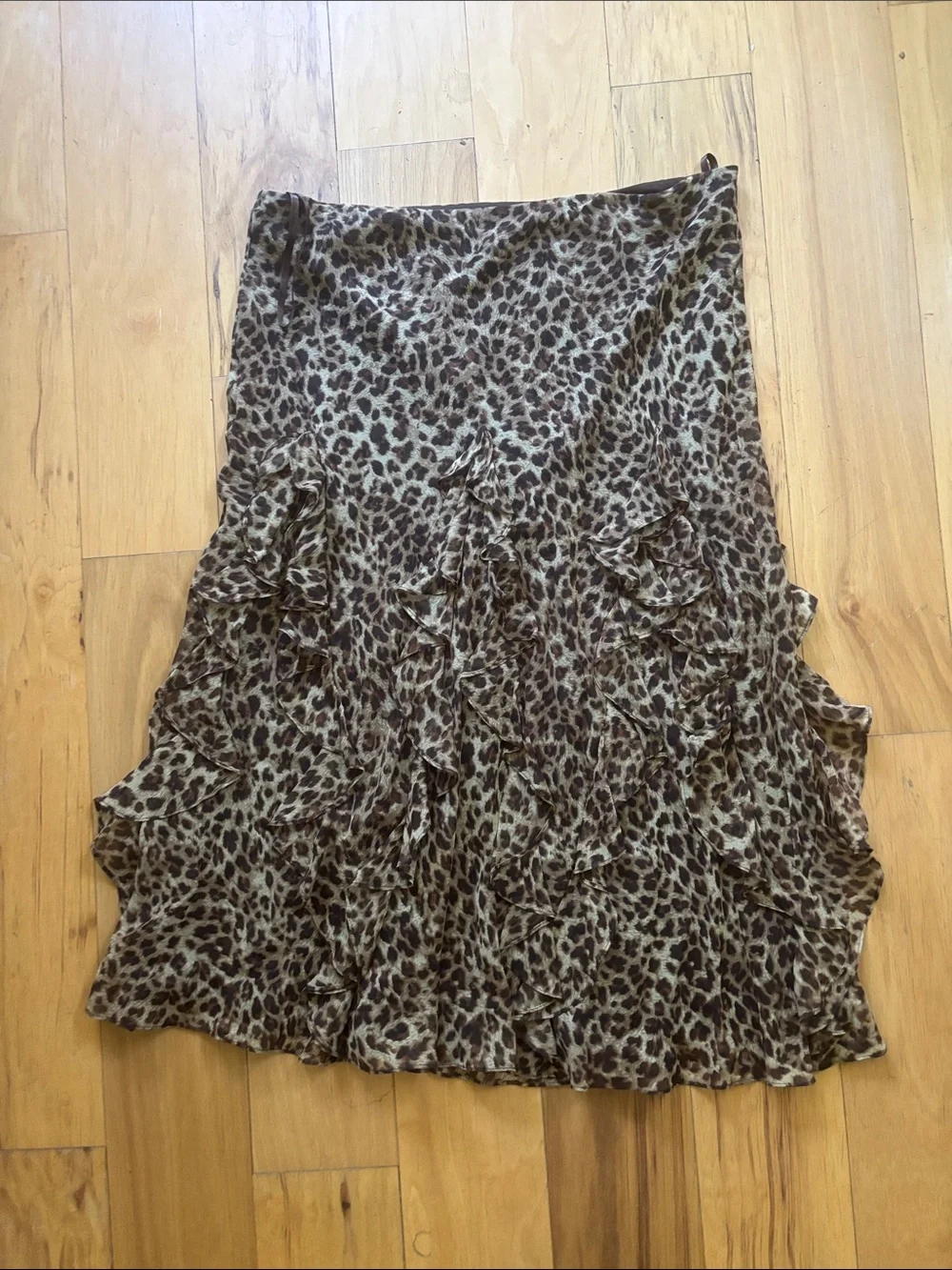 Lauren petite silk skirt. Leopard print.